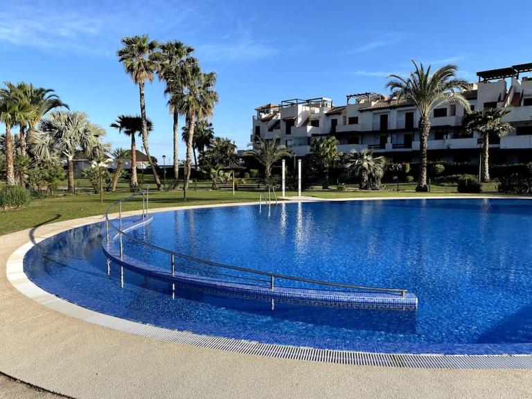 Vive Vera Rentals - Ático en 1º línea con vistas al mar - B&B Vera