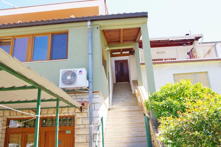 Apartman Gortanova uvala - Ferienwohnung Pula