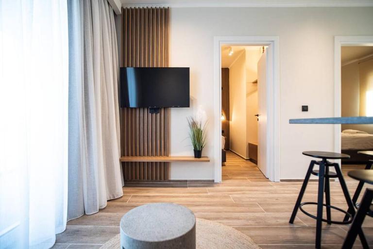 YOLO Resort - Notte - Bed and Breakfast Alykes