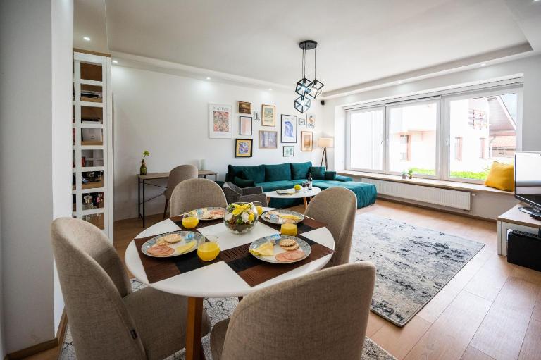 Spacious and Bright 2BDR Apartment in the Old Town - Chambres d'hôtes Sarajevo