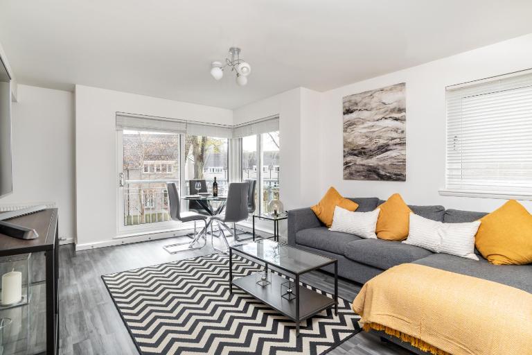 Executive Apartment, Free Parking, West End - Chambres d'hôtes Aberdeen