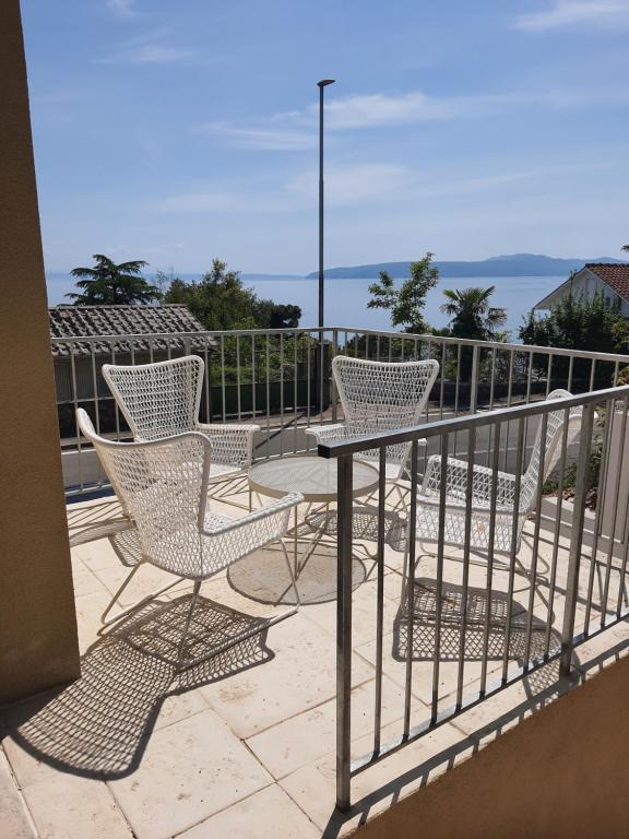 Apartments Krista Medveja - B&B Medveja