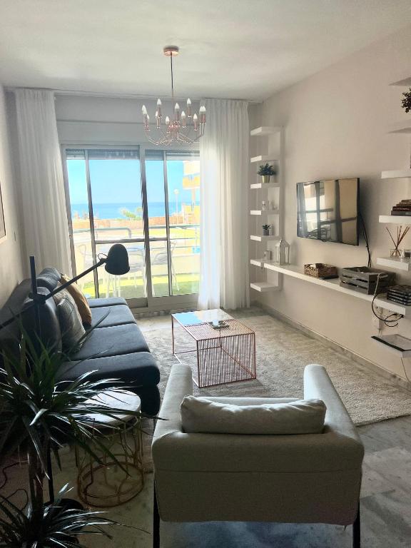 Apartment Sea Breeze – Apartamento Brisas del Mar - Ferienwohnung Benalmádena