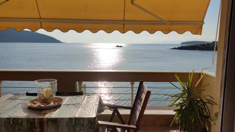 SeastheDayApartment - B&B Nea Peramos