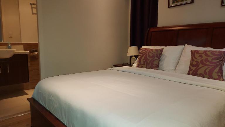 Specious 2bedrooms,2toilets Matina Enclaves condo - Chambres d'hôtes Davao