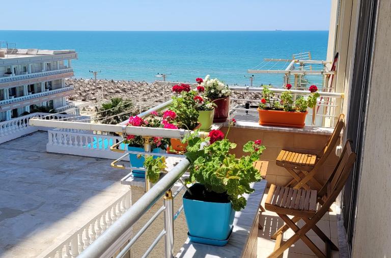 Beach View Apartment, Golem Durres - Ferienwohnung Durrës
