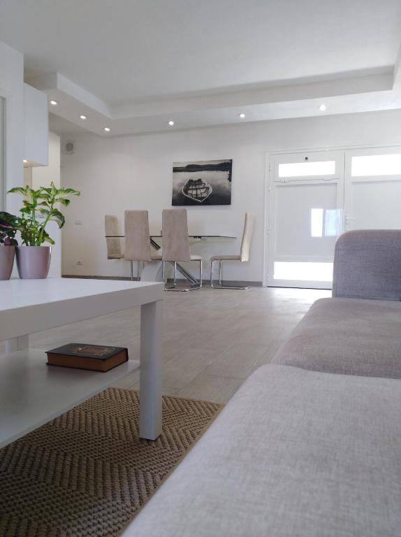 Casa Max Tenerife - B&B La Murada