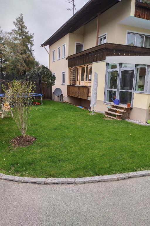 Family's Nest Chiemsee - Bed and Breakfast Chieming
