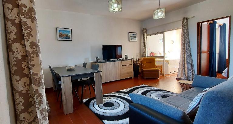 Arrifana View Flat - 2km Praia Arrifana - Ferienwohnung Aljezur