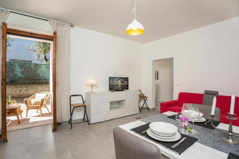 A due passi dal mare, parcheggio e giardino - B&B San Vincenzo