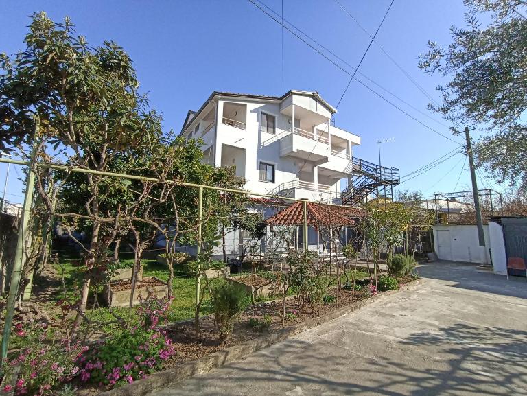 Villa Osmani - B&B Durrës
