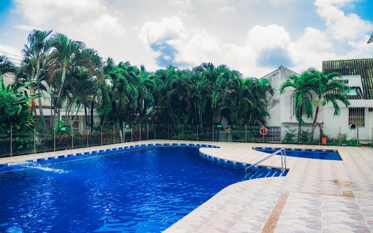 Casa de descanso con Jacuzzi privado - Girardot - B&B Girardot City