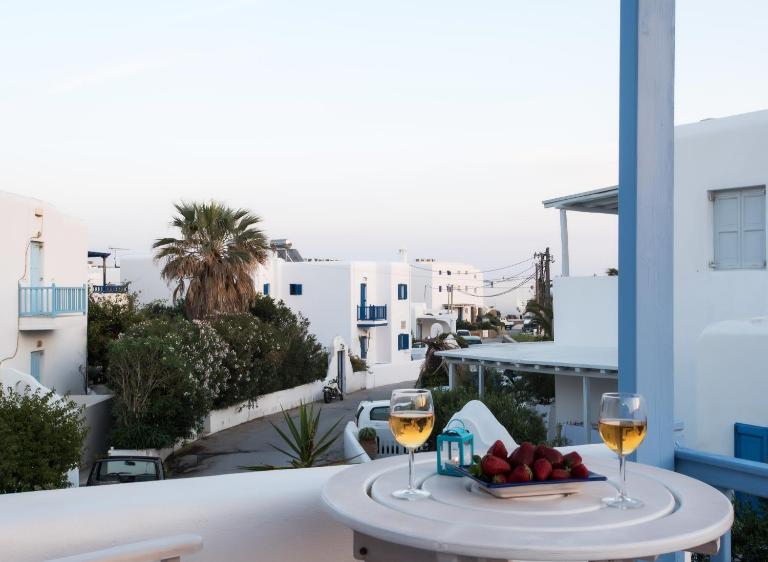 Escape to Mykonos - Entire place by Ornos beach - B&B Ornos