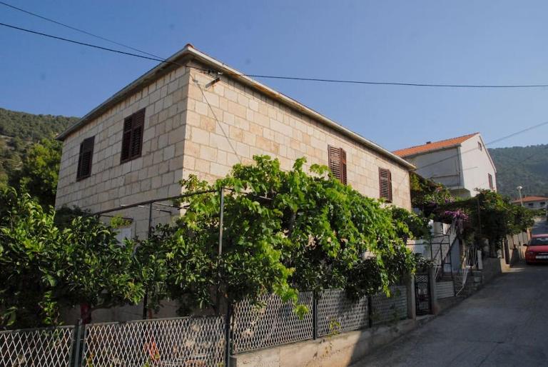 Apartment Goli - B&B Komiža