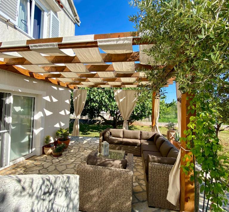 Beautiful island house Ugljan - Ferienwohnung Ugljan