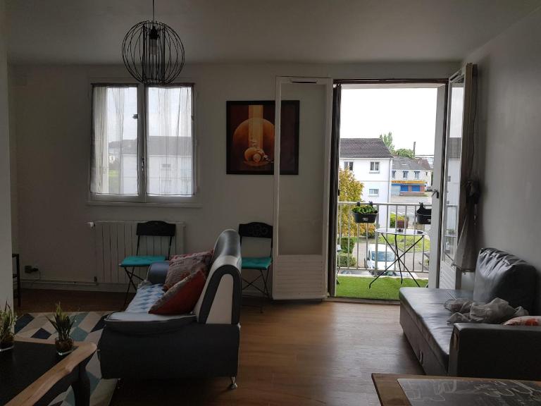 Superbe appartement de 41m2 en résidence privé - Bed and Breakfast Fleury-les-Aubrais