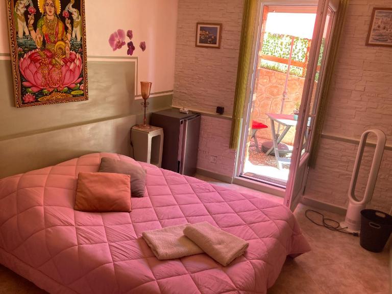 chambre double avec salle de bain privée - Bed and Breakfast Monacia-d'Aullène