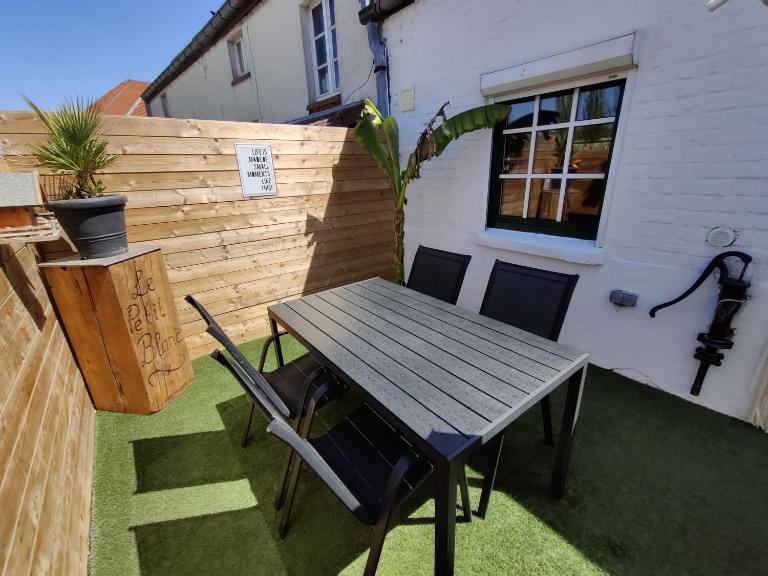 Le petit blanc - B&B De Haan