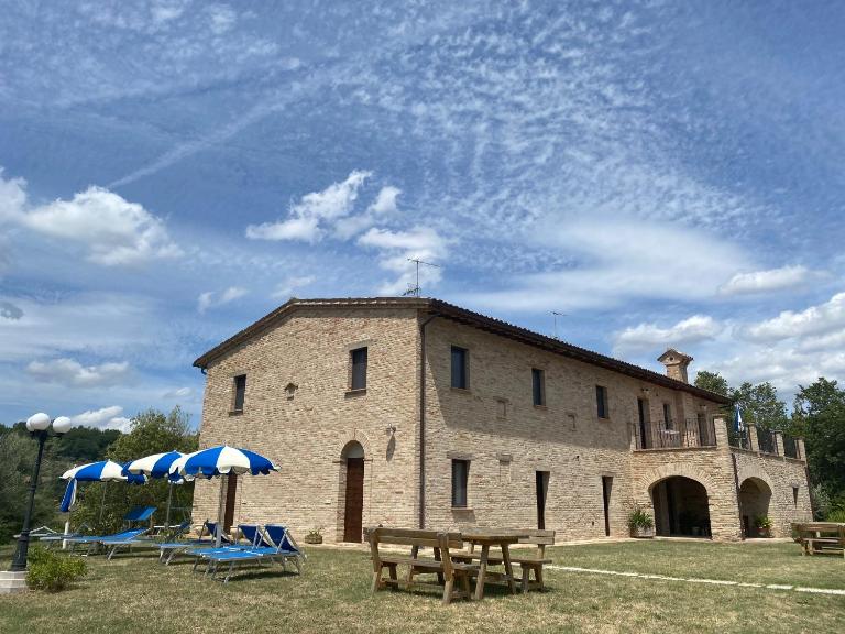 Agriturismo Cà Ferro - Chambres d'hôtes Urbin