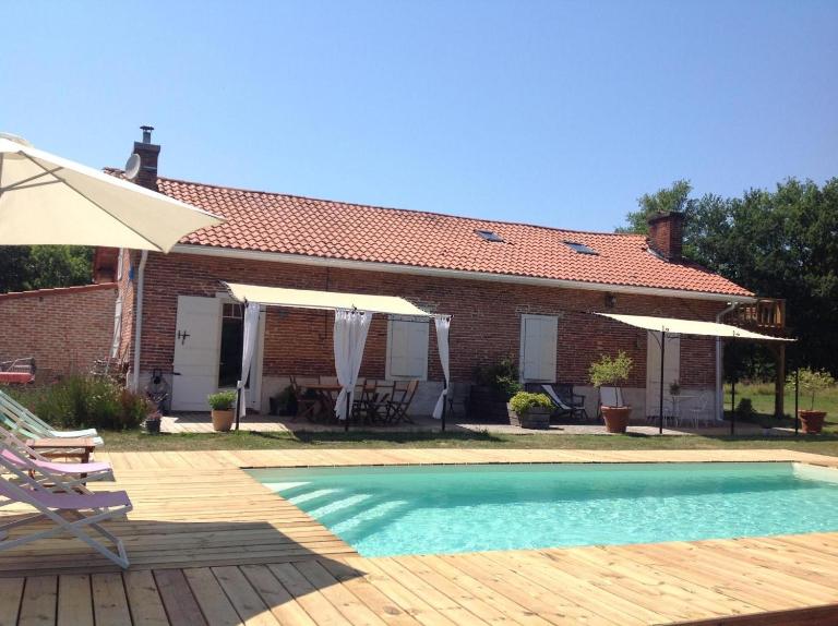 Chambres d’hôtes la guirosse - B&B Sainte-Eulalie-en-Born