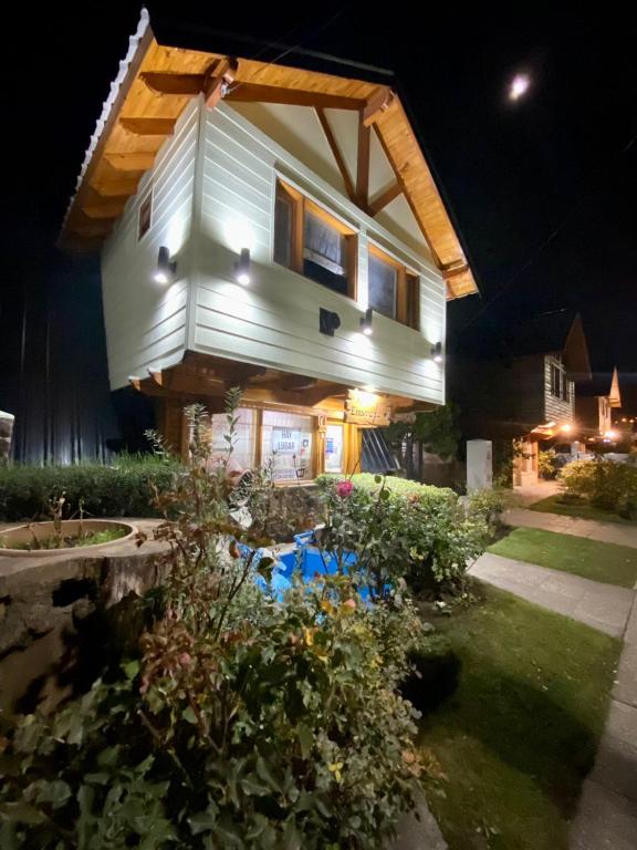 Apart Hotel Ensueño - Bed and Breakfast San Martín de los Andes