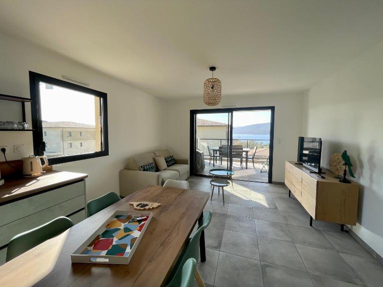 Superbe T3 NEUF VUE MER - Bed and Breakfast Propriano