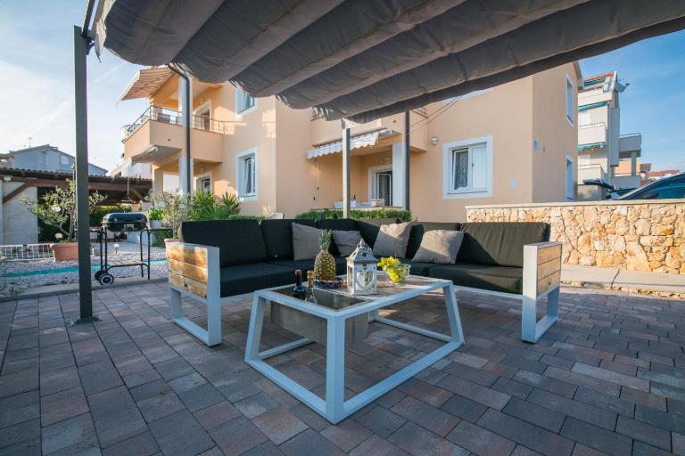 Apartment Procella - B&B Novalja
