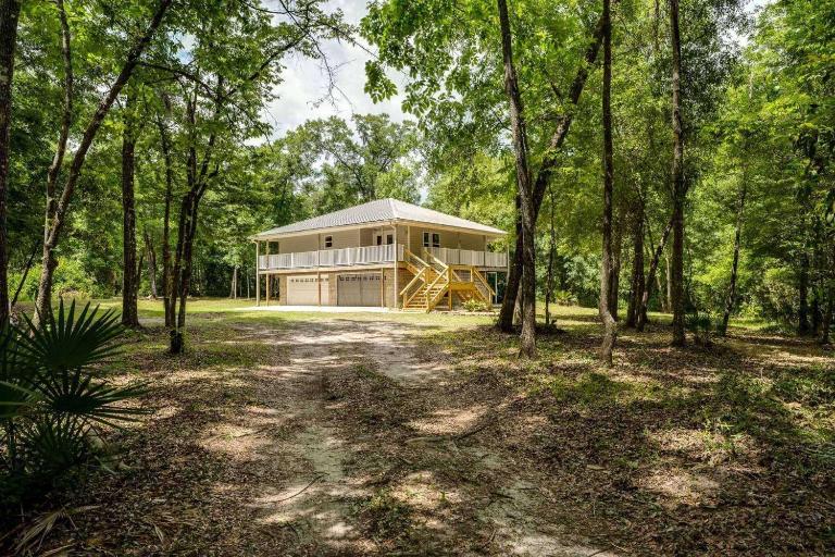 The Tree House - B&B Middleburg