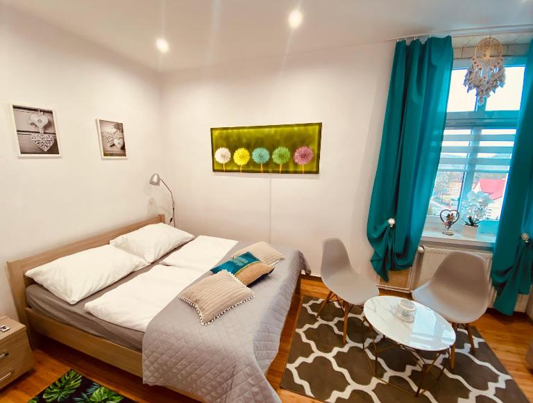 Apartament Przy Rynku - B&B Lewin Kłodzki