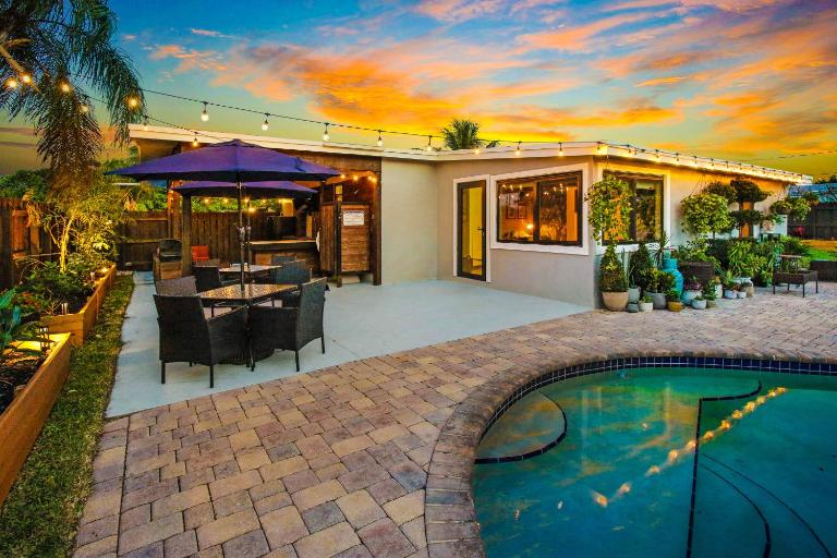 Private Heated Pool Oasis Pet-Friendly Retreat Short or long Stays Sleeps 2-8 Ppl - B&B Pompano Beach