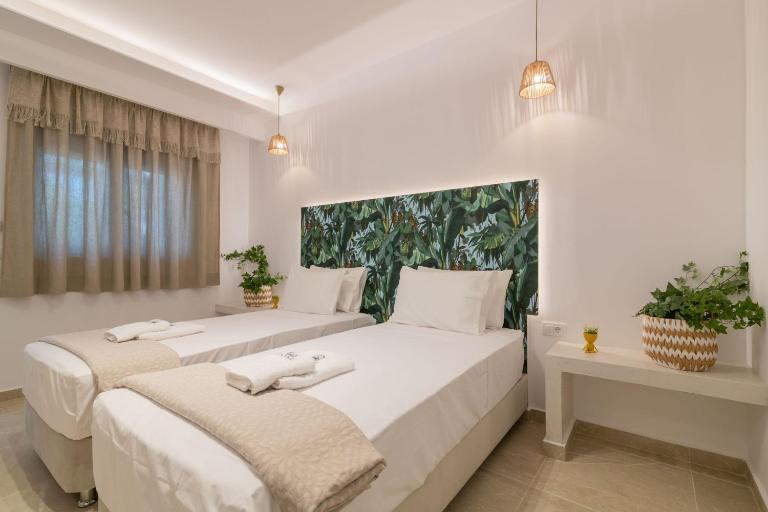 Suncourt Lux Rooms - Bed and Breakfast Laganás