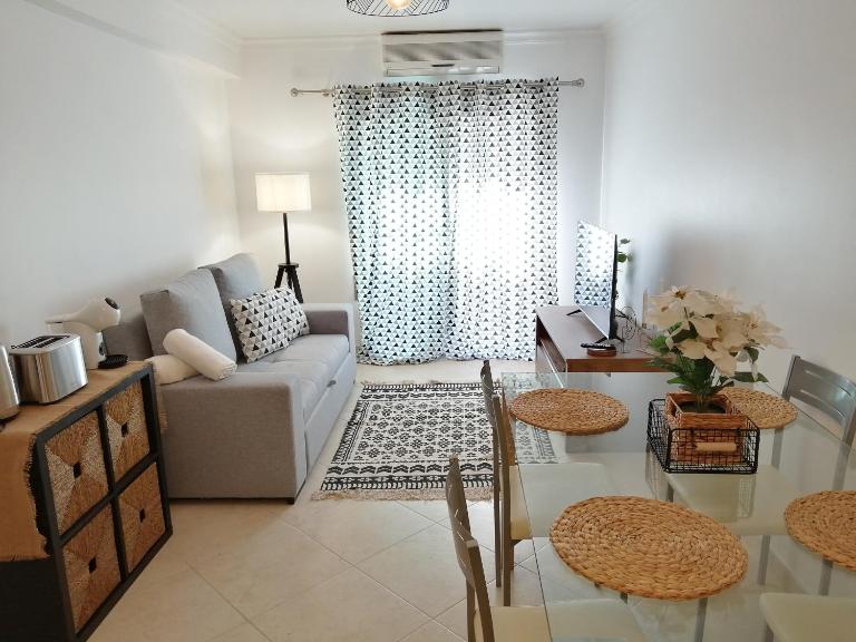 Apartamento de 2 Quartos no Centro de Monte Gordo - Ferienwohnung Monte Gordo