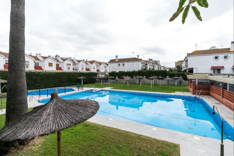 BeHouse Mairena - B&B Aljarafe