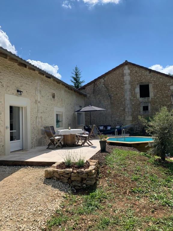 L Ostal - B&B Trélissac