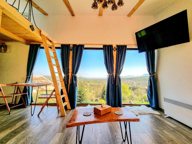 Tiny House Retreat Bran - B&B Bran