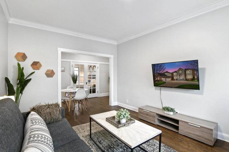 2BR Stylish Apartment in Avondale close to Shops - Roscoe 1W - B&B Chicago