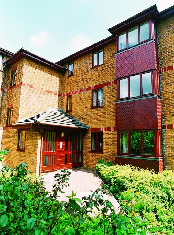Quayside Close Holiday Apartments - B&B Poole