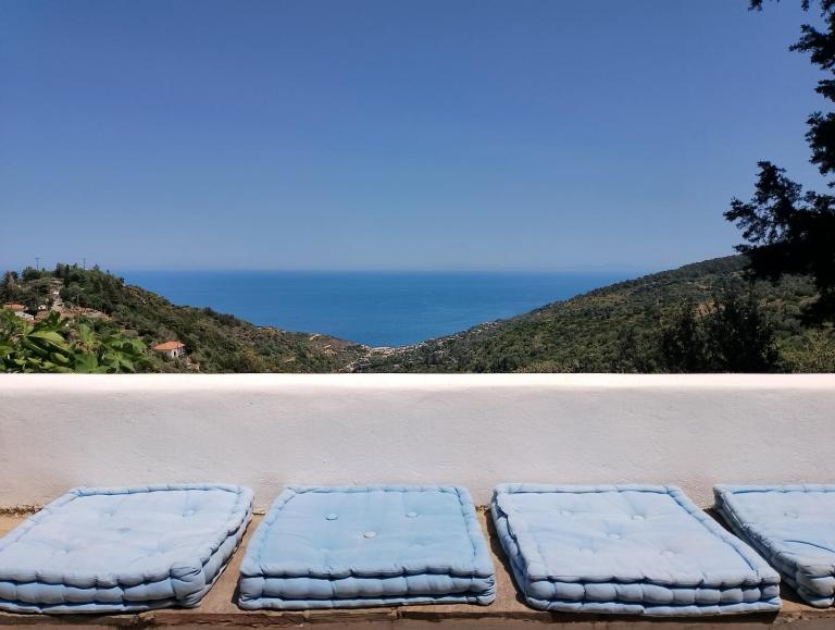 Blue Vista-Ikaria - B&B Aréthousa
