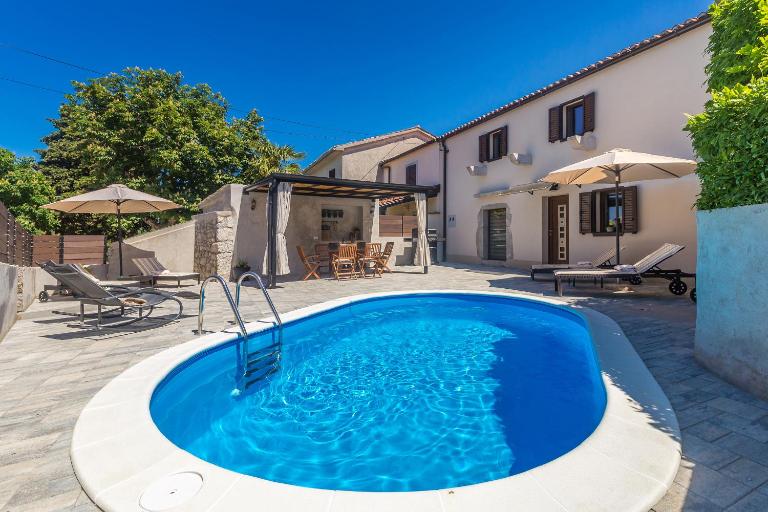 Holiday house PAVOVCI - Ferienwohnung Milohnići