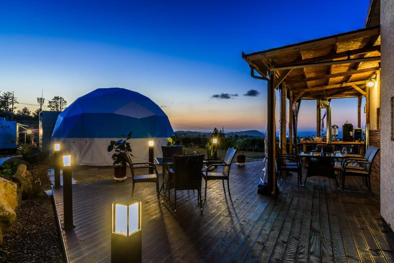 Jeju Starlight Glamping 제주별헤는밤글램핑펜션 - B&B Jeju City