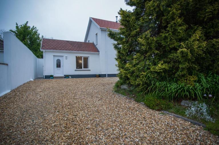 Shorelands - 1 Bedroom Apartment - Manorbier - B&B Manorbier