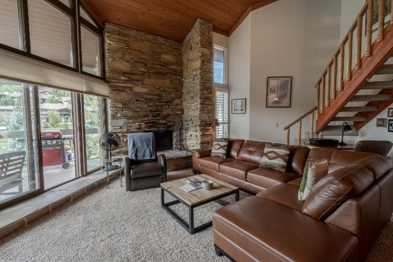 Powder Run 2 Bedroom and loft by Park City Vacations - B&B Park City