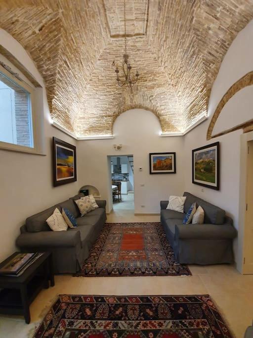 Casa Santa Maria - Beautifully restored house in centro storico Irsina Basilicata Puglia - Ferienwohnung Irsina