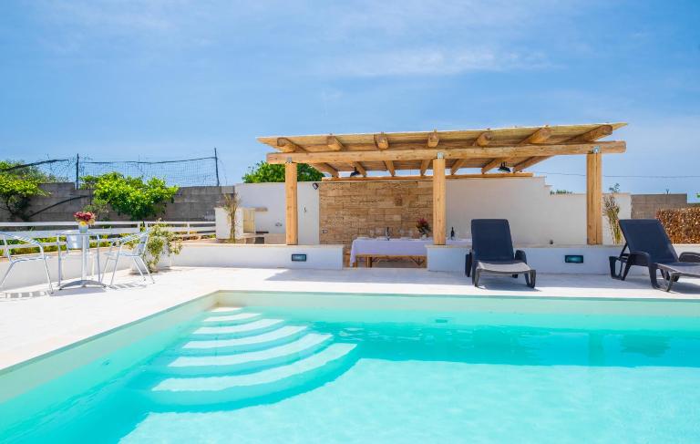 Dependance Specchia with Pool - B&B Specchia