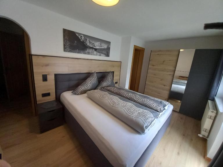 Haus Waldfriede - Bed and Breakfast Sankt Leonhard im Pitztal