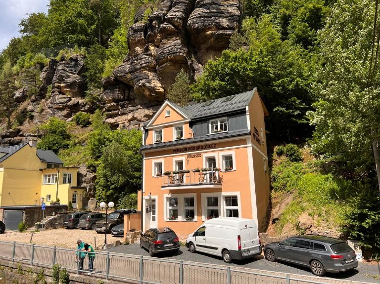 PENSION POD SKALOU - Ferienwohnung Hřensko