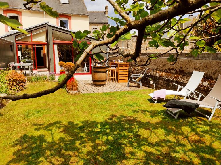 Aux Trois Palmiers - B&B Saint-Brieuc