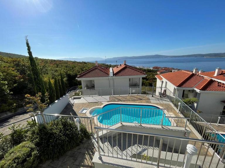 Apartment Bella - B&B Cirquenizza