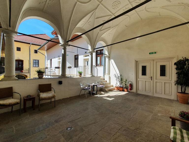 APARTMÁNY LEVOČA self check in - Chambres d'hôtes Levoča