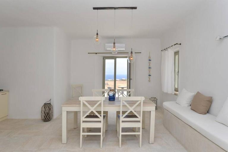 White house with sea view (number 2) - B&B Ambelas